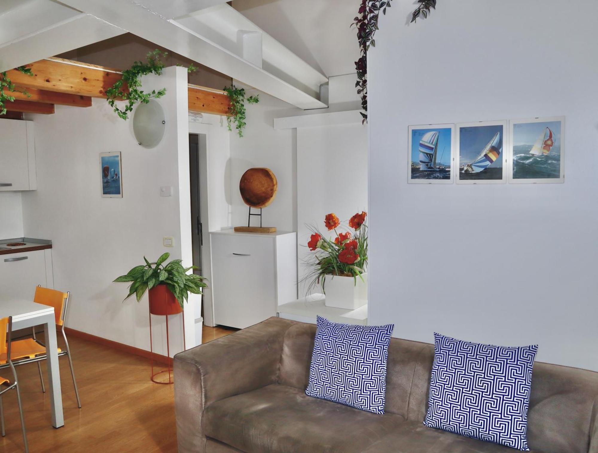 Windshouse Apartments Torbole Sul Garda Buitenkant foto
